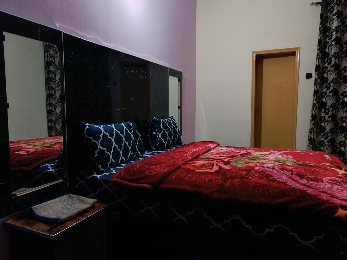 Hotel Moon Light View Lahore Buitenkant foto