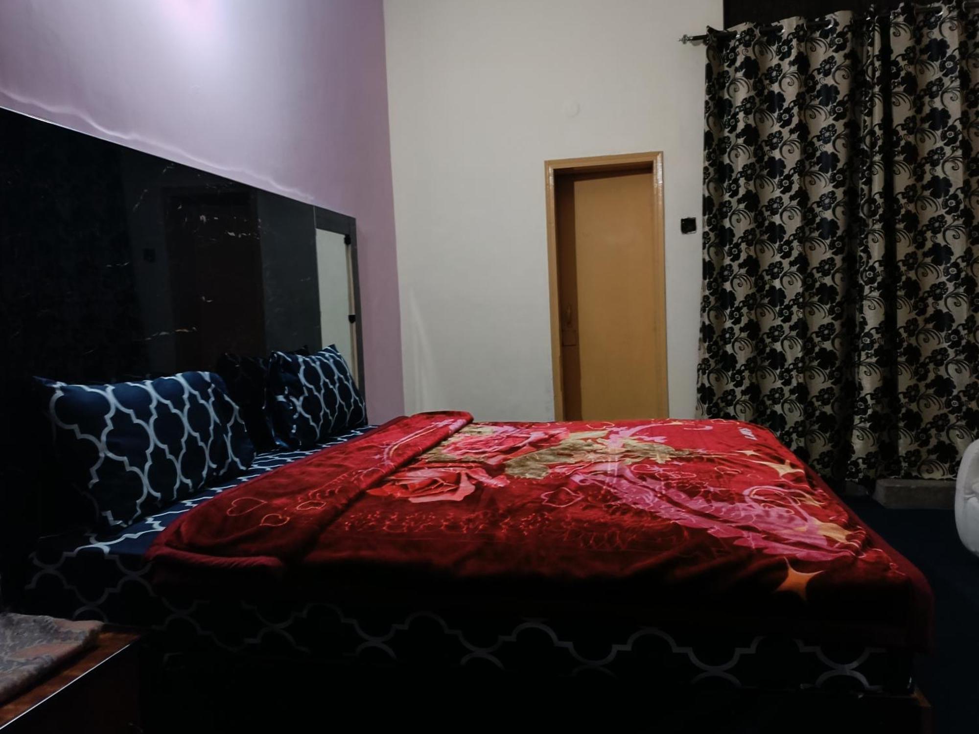 Hotel Moon Light View Lahore Buitenkant foto